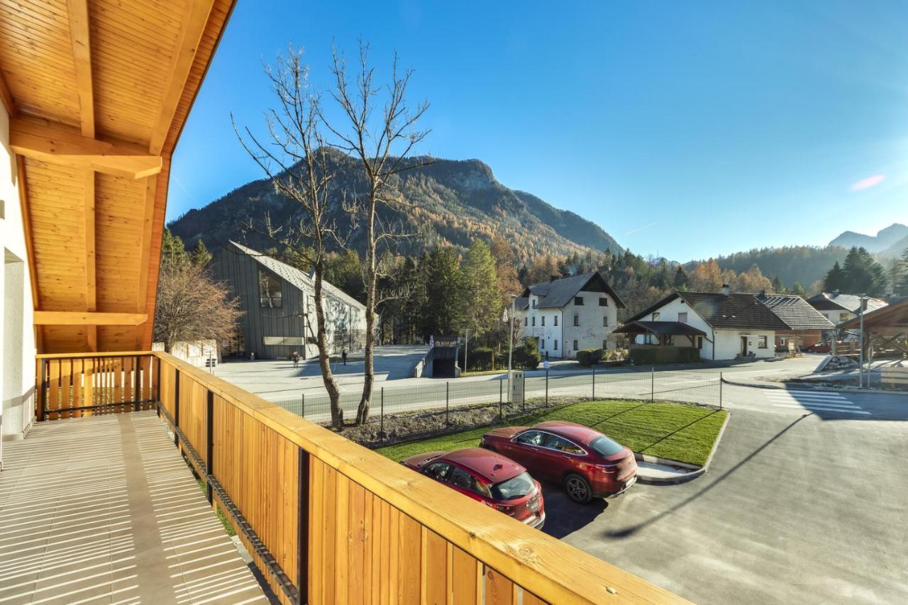 Chic Apartments With Balcony And Spa In Mojstrana Kültér fotó
